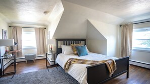 4 slaapkamers, een strijkplank/strijkijzer, wifi, beddengoed