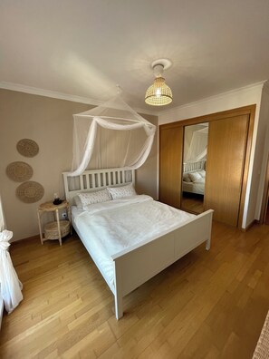 2 soveværelser, skrivebord, weekendseng, Wi-Fi (tillægsgebyr)