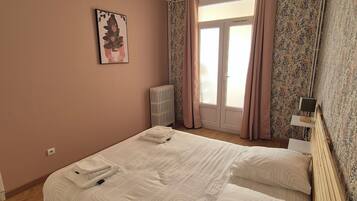 2 chambres, fer et planche Ă  repasser, lit parapluie, Wi-Fi