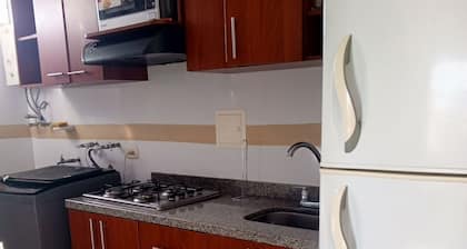 Cómodo Apartamento sitio ideal b/manga amoblado .ARRIENDA, aceptamos mascotas