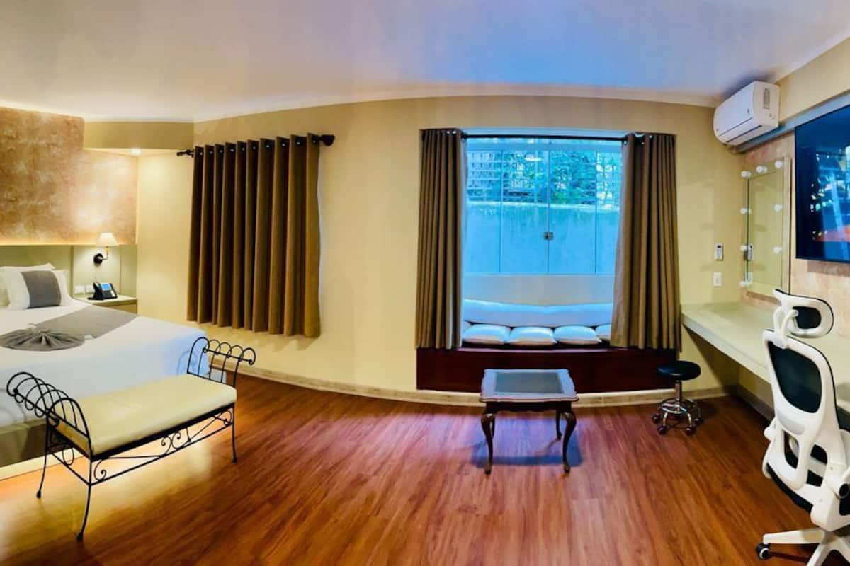 1 bedroom, down duvets, in-room safe, individually decorated