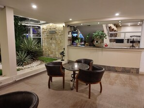 Reception - HOTEL LOS CEIBOS (Tarija)