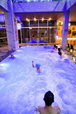 Banho turco/hammam, tratamentos corporais, massagens com pedras quentes