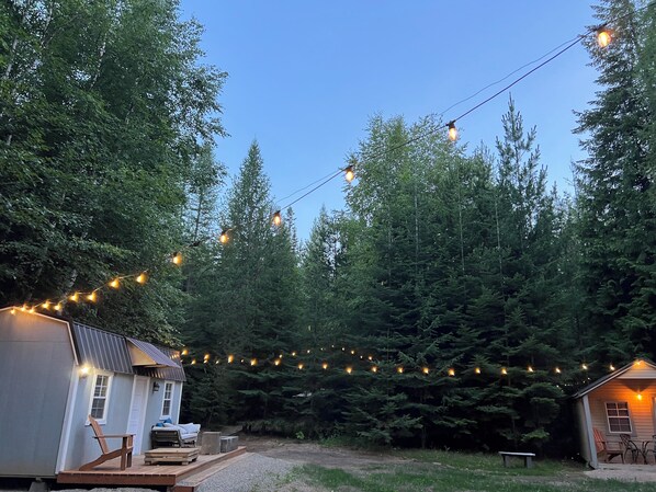 Terrace/patio - Cozy cabin in tranquil private forest retreat with miles of private hiking! (Naples)