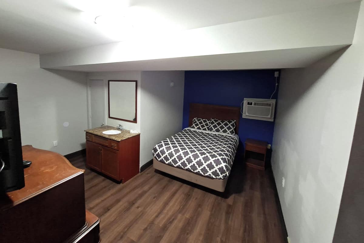 Room, 1 Queen Bed, Non Smoking