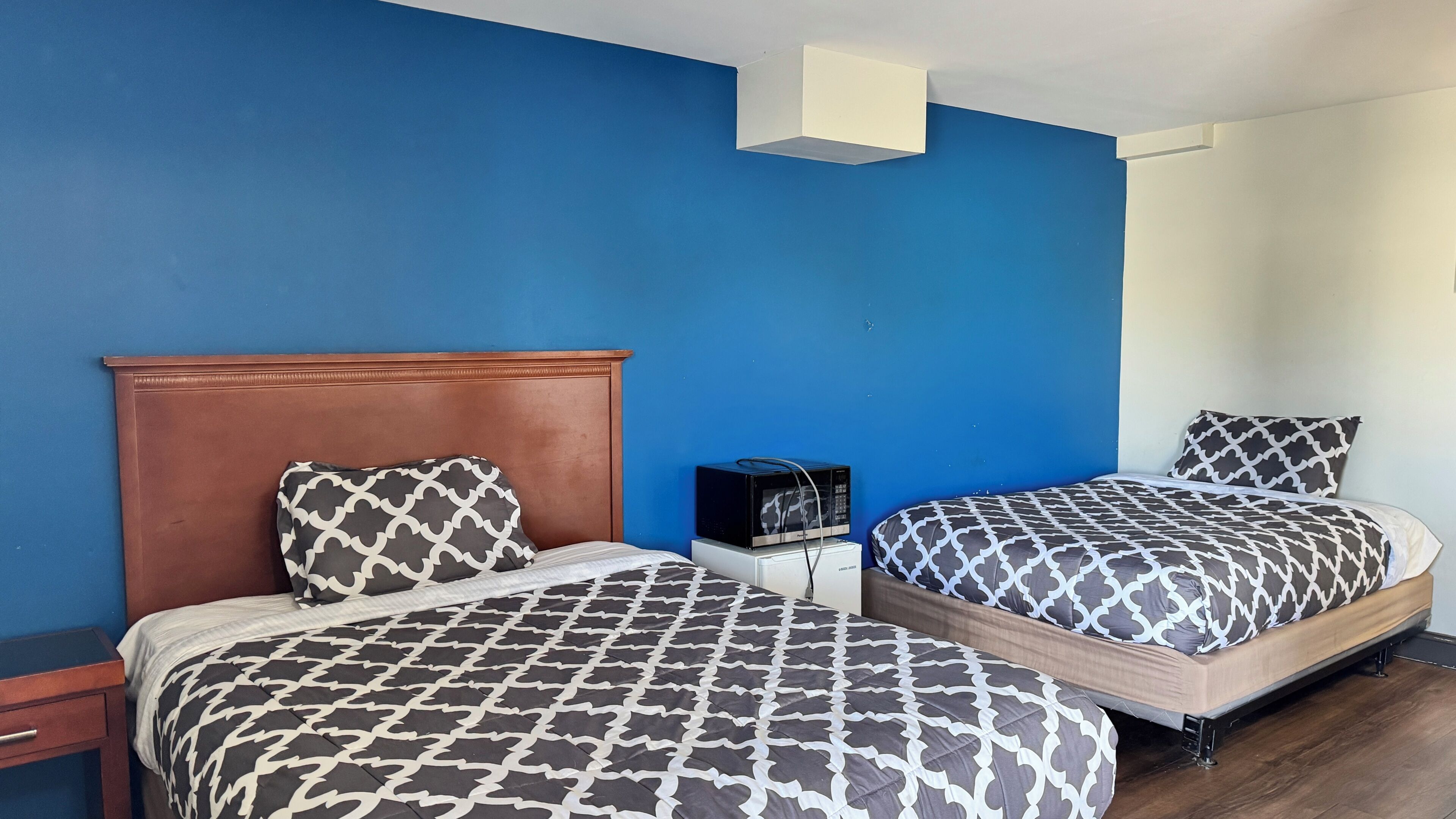 Room, 2 Queen Beds, Non Smoking