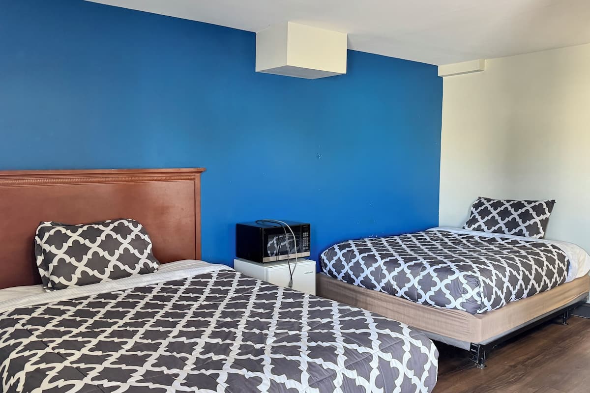 Chambre, 2 grands lits, non-fumeur