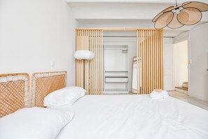 2 chambres, fer et planche à repasser, Wi-Fi, draps fournis