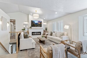 Smart-TV, peis og bordtennis