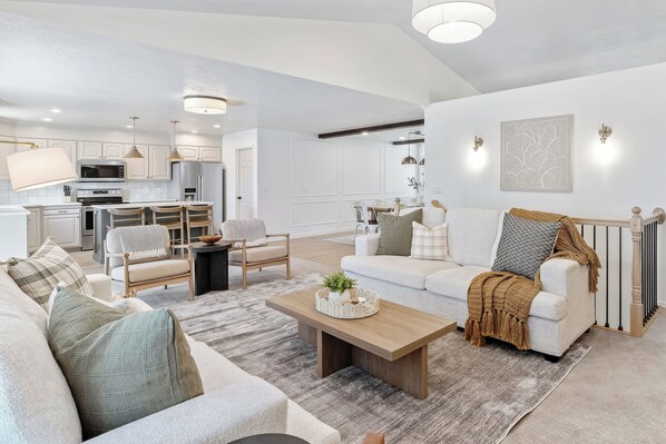 Smart TV, fireplace, table tennis