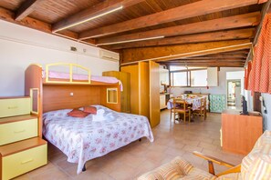 Villa | 4 bedrooms - Villa Marzia With Garden and Near the sea (Porto Cesareo)