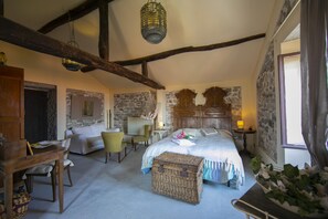 Villa | 2 bedrooms - Residenza Il Glicine di Lesa (Lesa)