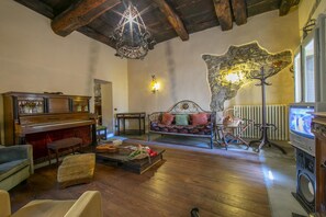 Villa | 2 bedrooms - Residenza Il Glicine di Lesa (Lesa)