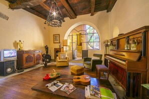 Villa | 2 bedrooms - Residenza Il Glicine di Lesa (Lesa)