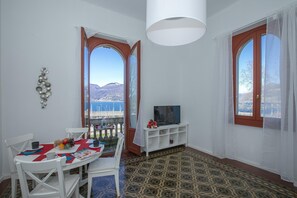 Apartment | 2 bedrooms - Residenza Gardenia Lake View Luino Center (Luino)