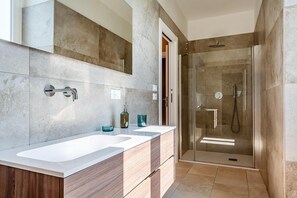 Biệt thự | 4 phòng ngủ 