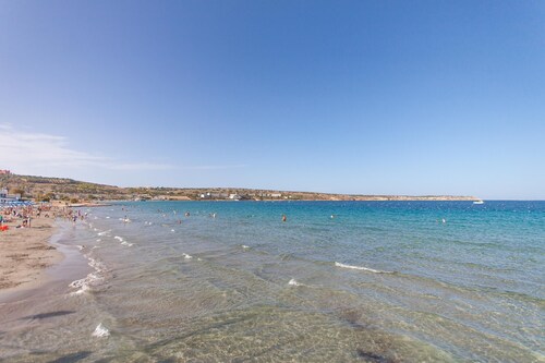 Merill Pool and Sea Charming Apart 2