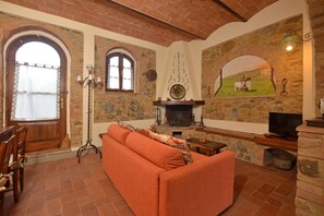 Villa | 2 bedrooms - Pozzovecchio in Casole d Elsa (Casole d'Elsa)