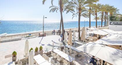 Marbella Pool House Gf44 On Sea Shore