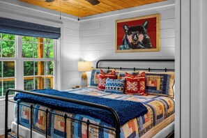 2 chambres, fer et planche à repasser, Wi-Fi gratuit, draps fournis