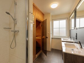 House | Bathroom