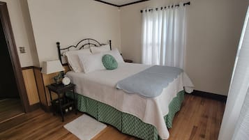 3 quartos, ferros/tábuas de passar roupa, Wi-Fi, roupa de cama
