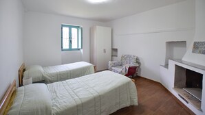 1 bedroom, WiFi (free)