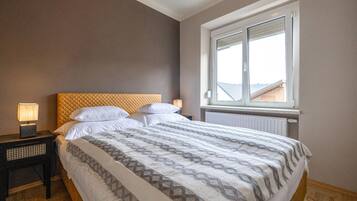 5 Schlafzimmer, kostenloses WLAN, BettwÀsche