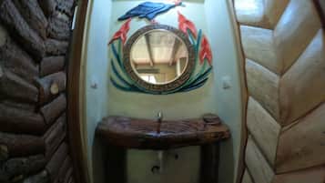 Basic Double Room, Patio | Free WiFi