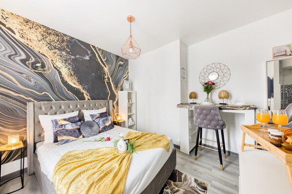 1 bedroom, iron/ironing board, WiFi, bed sheets - Perle rare 💎Métro 14 et 13 saint Denis Paris (Saint-Denis)