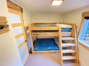 2 Schlafzimmer, kostenloses WLAN, Bettwäsche, Rollstuhlgeeignet