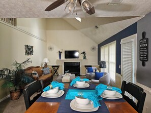 スマートテレビ、暖炉