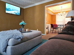 TV connectée, cheminée