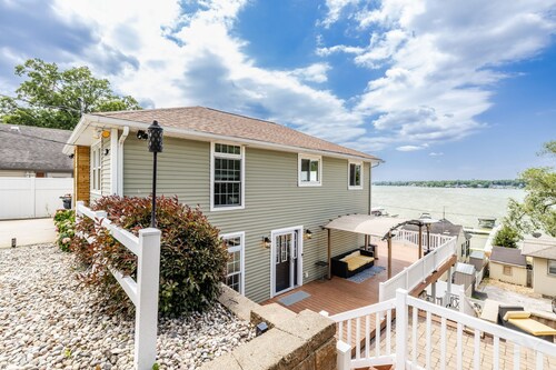 Luxurious Lake House w/Amazing Outdoor Space! Steps From a Private LakeFront! 