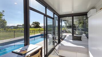 1 bedroom, desk, free WiFi, bed sheets