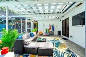 Terrace/patio - Beachside Escape : Poolhouse w/ Game Room + Grill (Lantana)