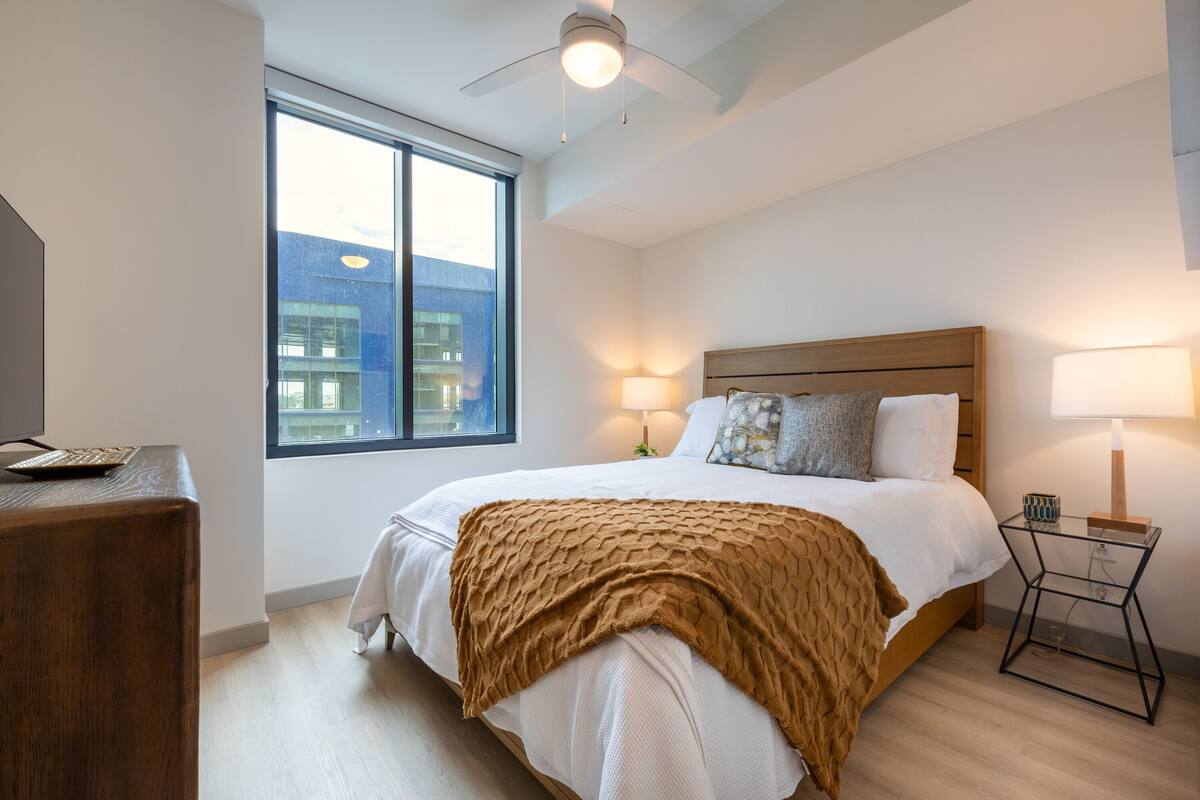 Individually decorated, individually furnished, free WiFi, bed sheets