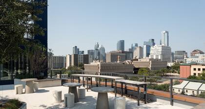 Kasa at The Waller Austin