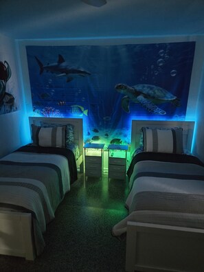 4 Schlafzimmer, Bügeleisen/Bügelbrett, WLAN, Bettwäsche