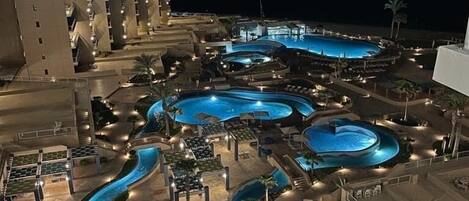 Ulkouima-allas, lämmitetty uima-allas