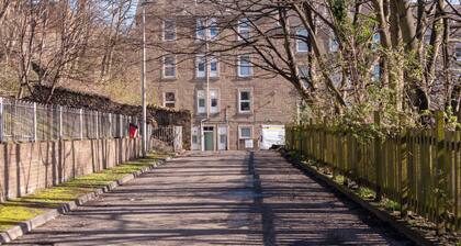 3-bedroom Apartment by Eden Project - Free Parking