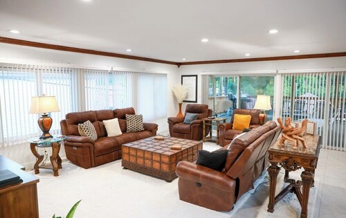 The Palace on Charles is the perfect vacation getaway.
