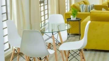 House | Dining