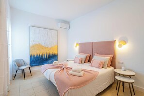 3 chambres, fer et planche à repasser, lit parapluie, Wi-Fi