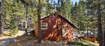 Donner Lake Cabin Near Sugar Bowl and Royal Gorge on Old Hwy 40!