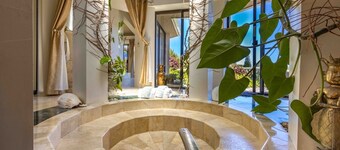 Hale Akua Garden Farm & Eco-Retreat