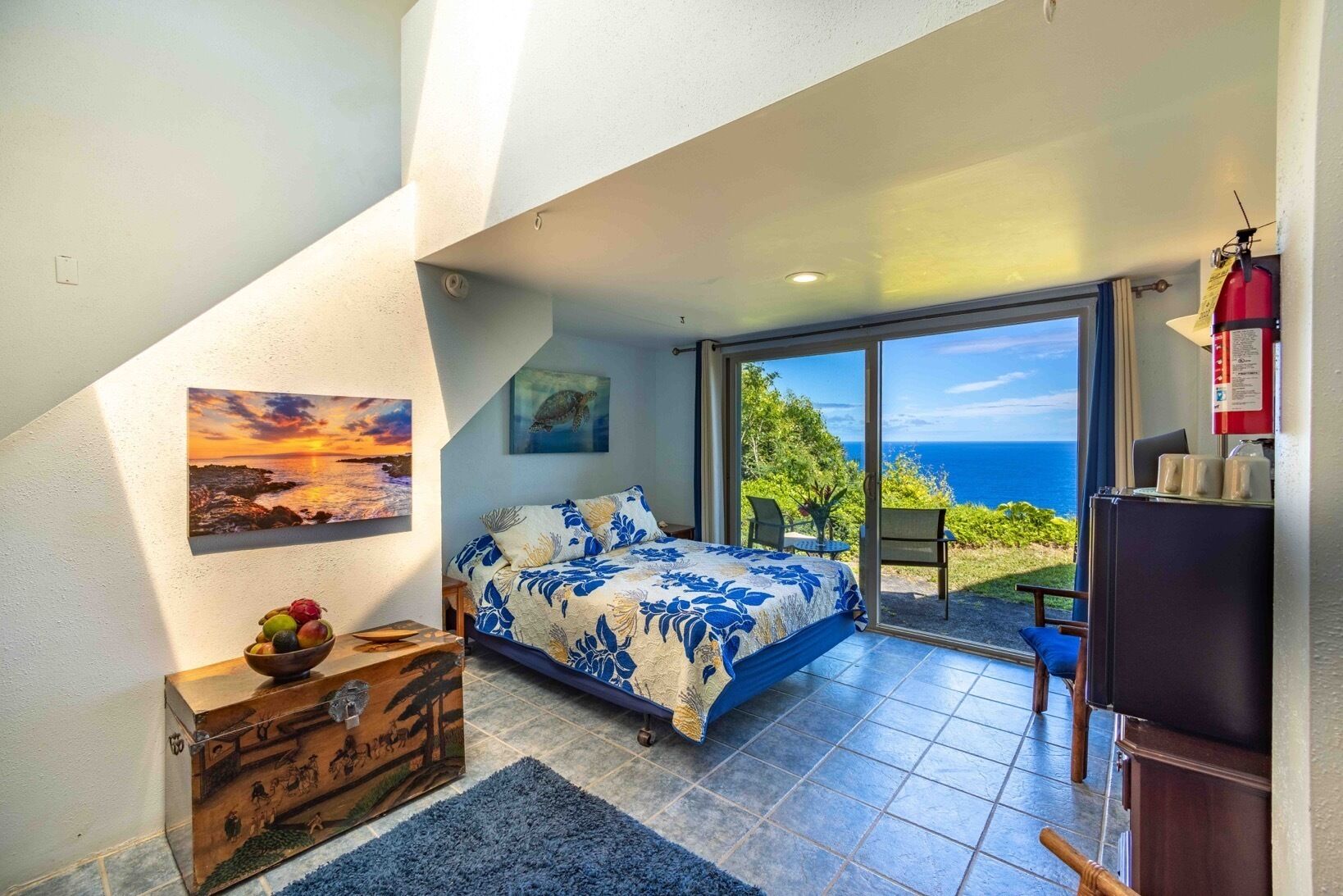 Deluxe Room, Ocean View | In-room safe, free WiFi, bed sheets