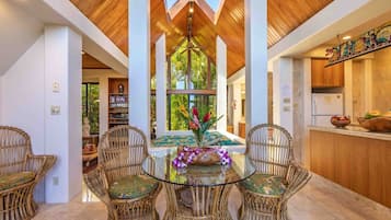Luxury Bungalow, Multiple Beds, Non Smoking, Private Bathroom | In-room dining
