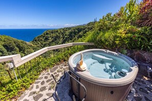 Elite Bungalow, Multiple Beds, Non Smoking, Private Bathroom | Private spa tub - Hale Akua Garden Farm & Eco-Retreat (Haiku)