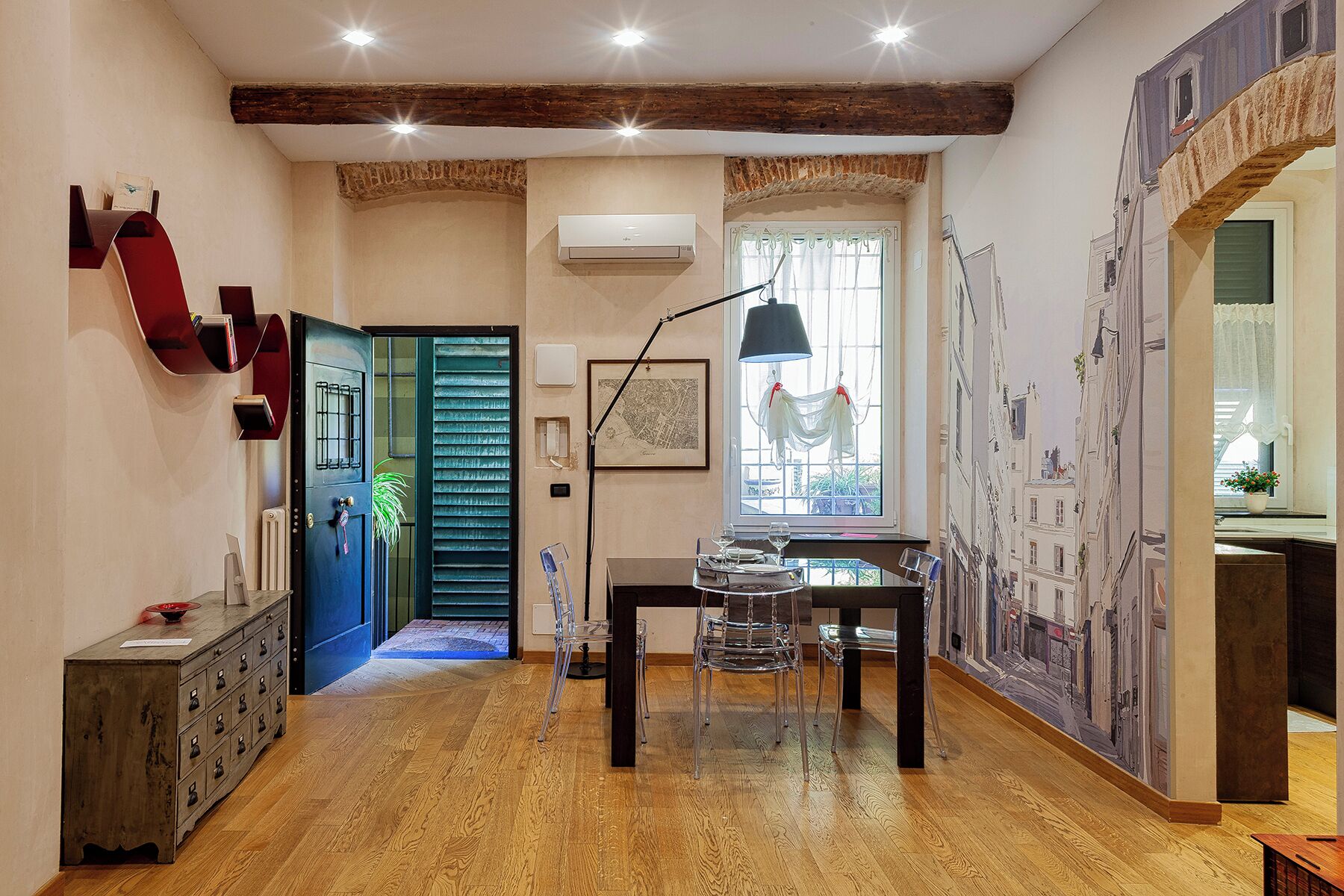 Appartement | Woonruimte | Een 35-inch televisie met digitale zenders